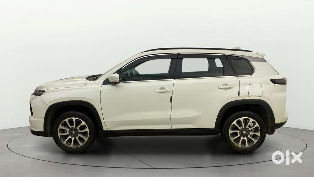 Maruti Suzuki Grand Vitara 1.5 Alpha Smart Hybrid At, 2022, Petrol