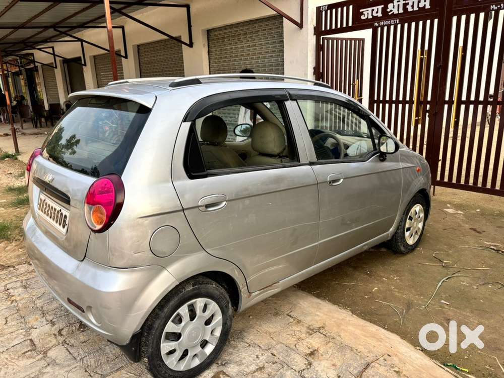 Chevrolet Spark Petrol 2011