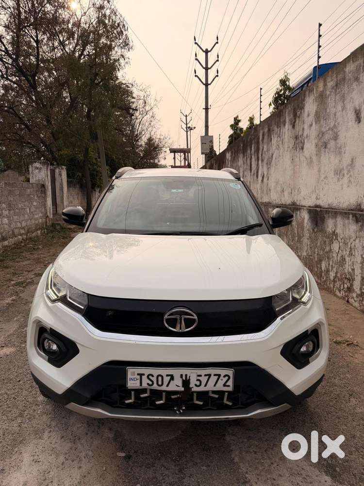 Tata Nexon 1.2 Revotron Xz Plus, 2022, Petrol