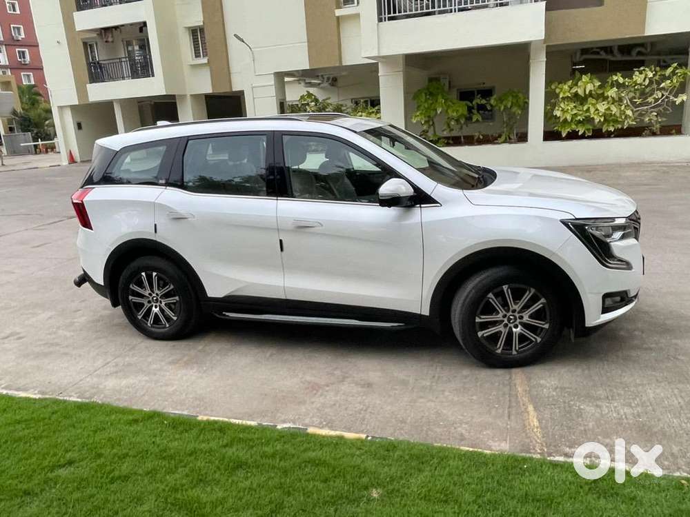 Mahindra Xuv700 2022 Petrol 33500 Km Driven