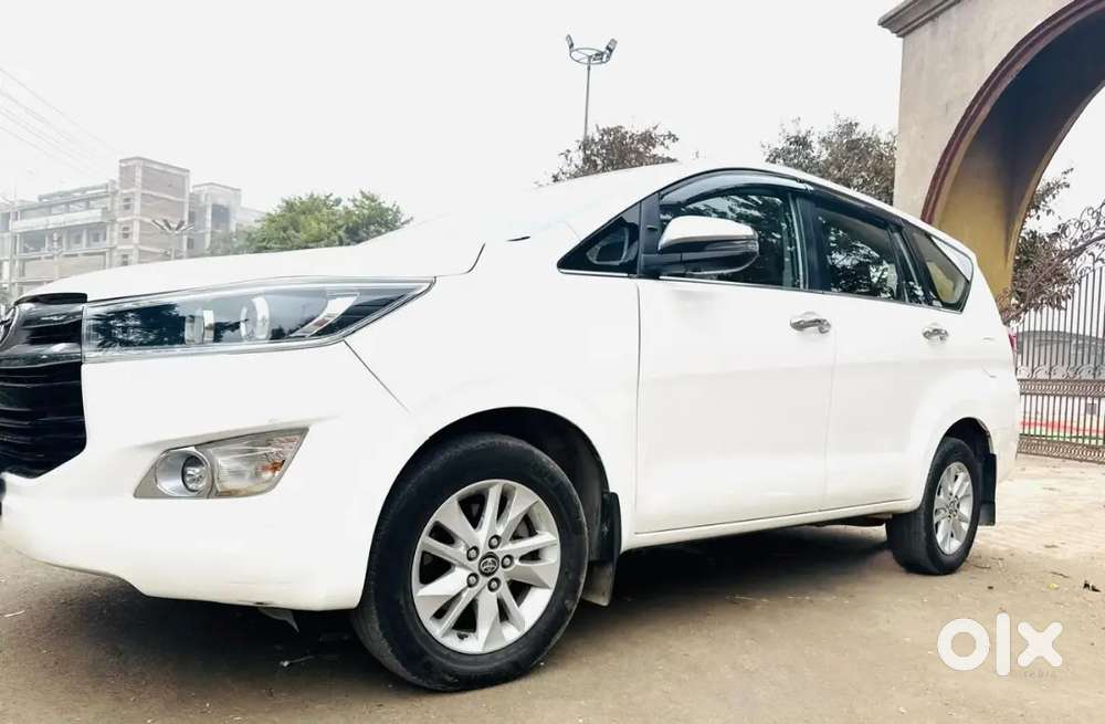 Toyota Innova Crysta