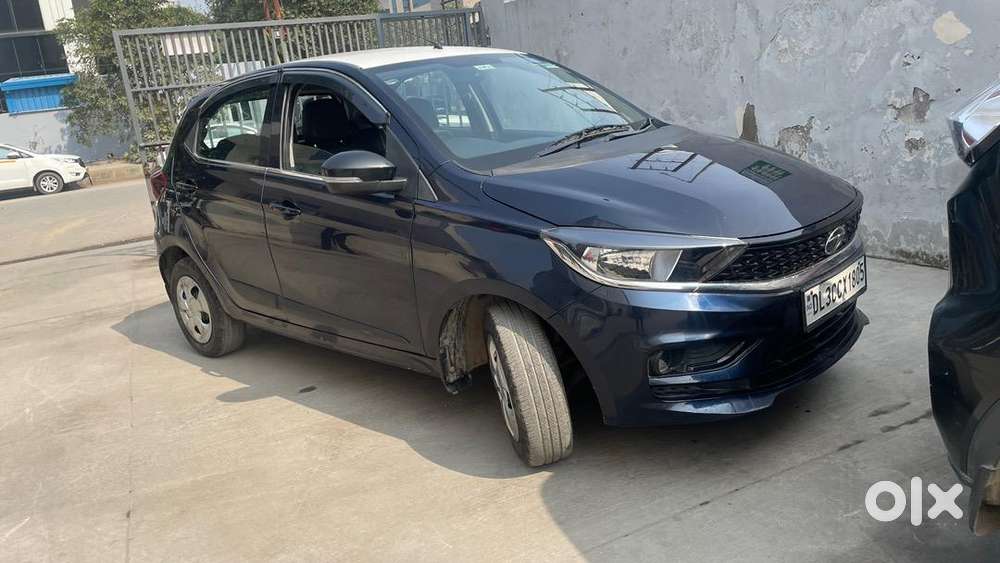 Want To Sell Tata Tiago Xt(o) In 3.95lakh