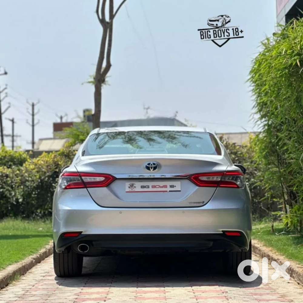 Toyota Camry Hybrid, 2020, Petrol