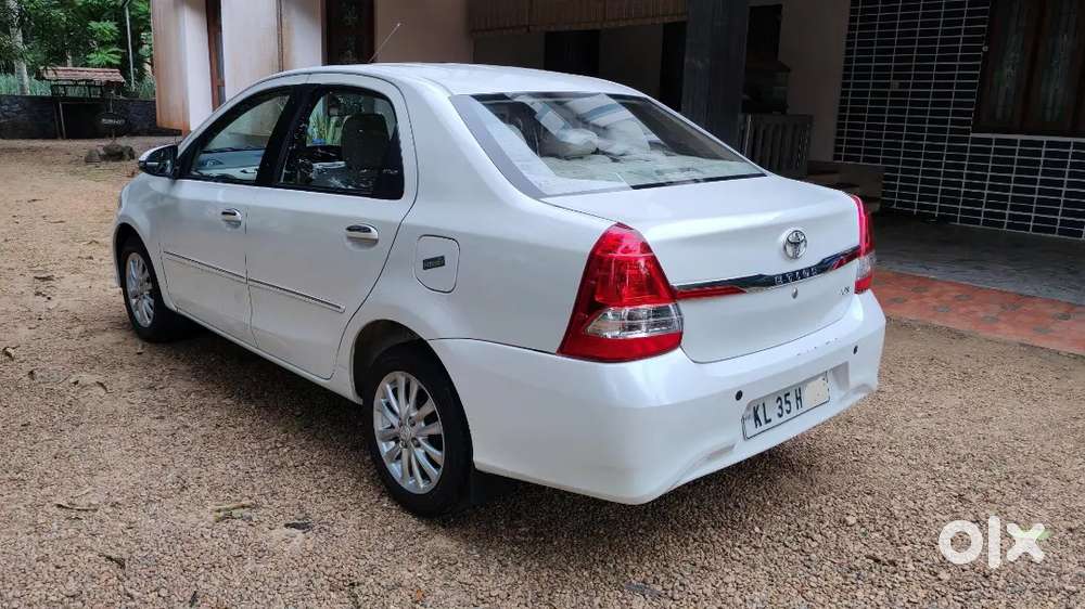 Toyota Etios [2017] Petrol