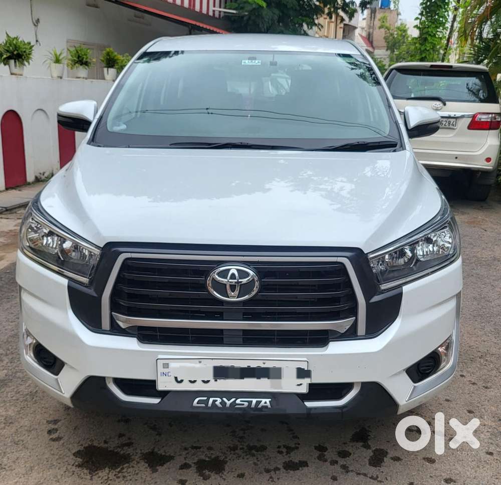 Toyota Innova Crysta 2.4 G Plus Mt 7 Str, 2025, Diesel