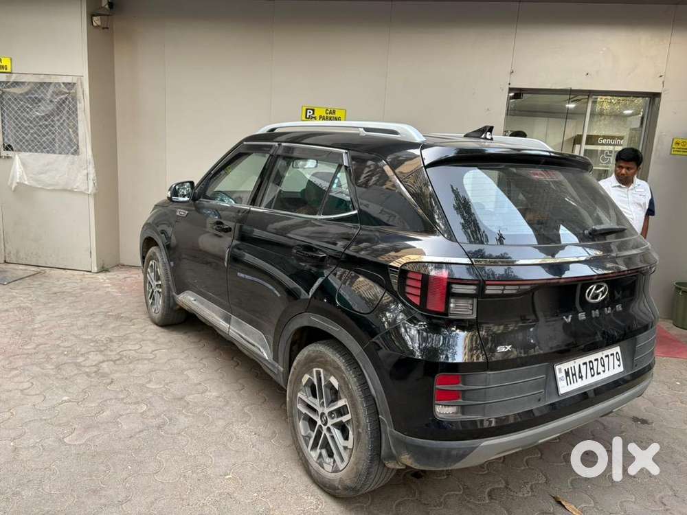Hyundai Venue 2025 Diesel Well Maintained