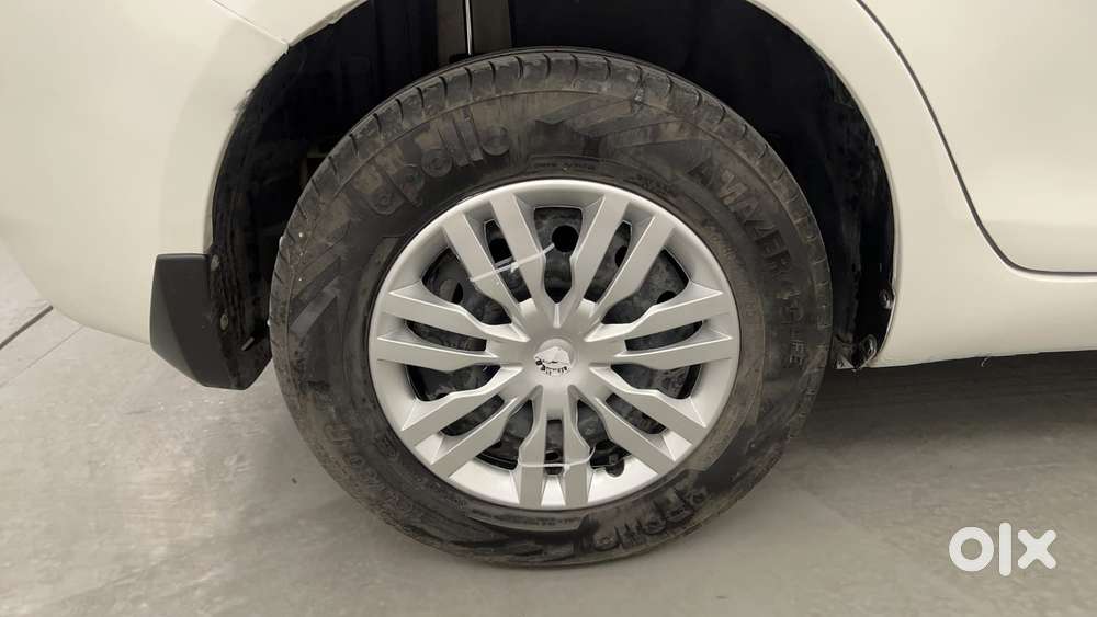 Maruti Suzuki Swift Dzire 1.3 Vxi, 2013, Petrol