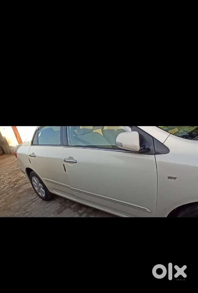 Toyota Corolla Altis 2010