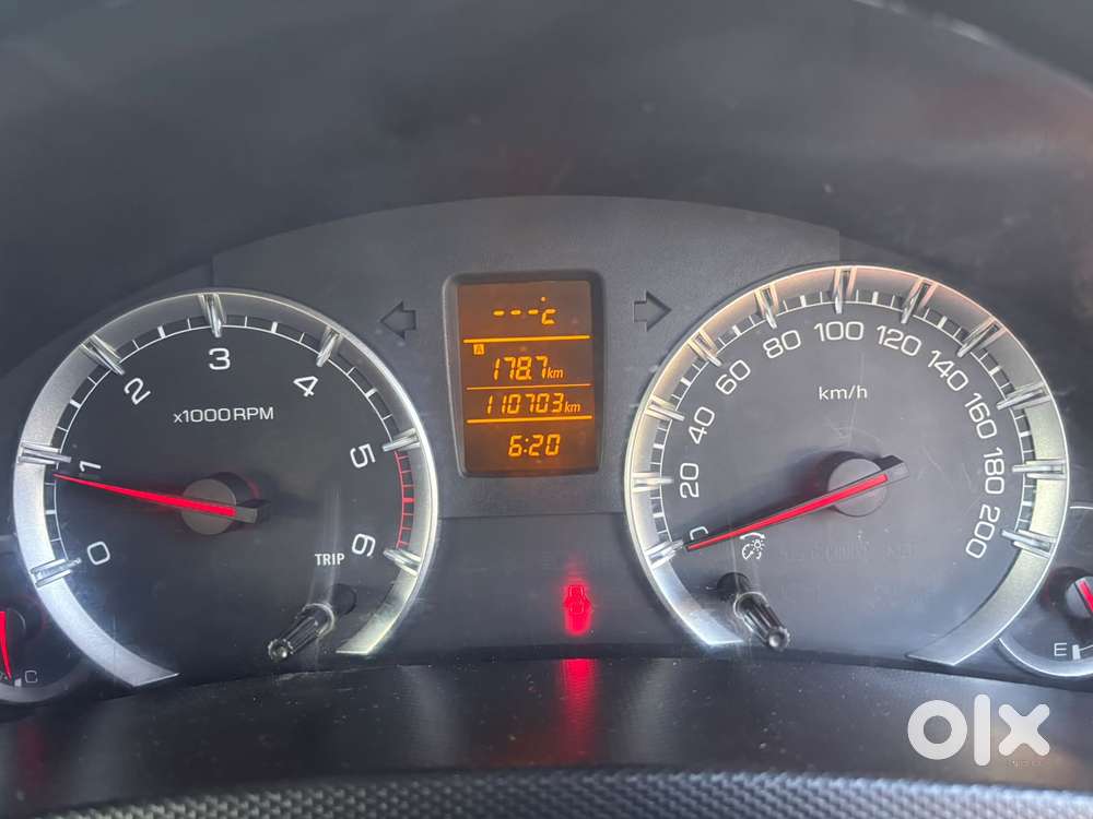 Maruti Suzuki Swift Zdi Plus, 2015, Diesel