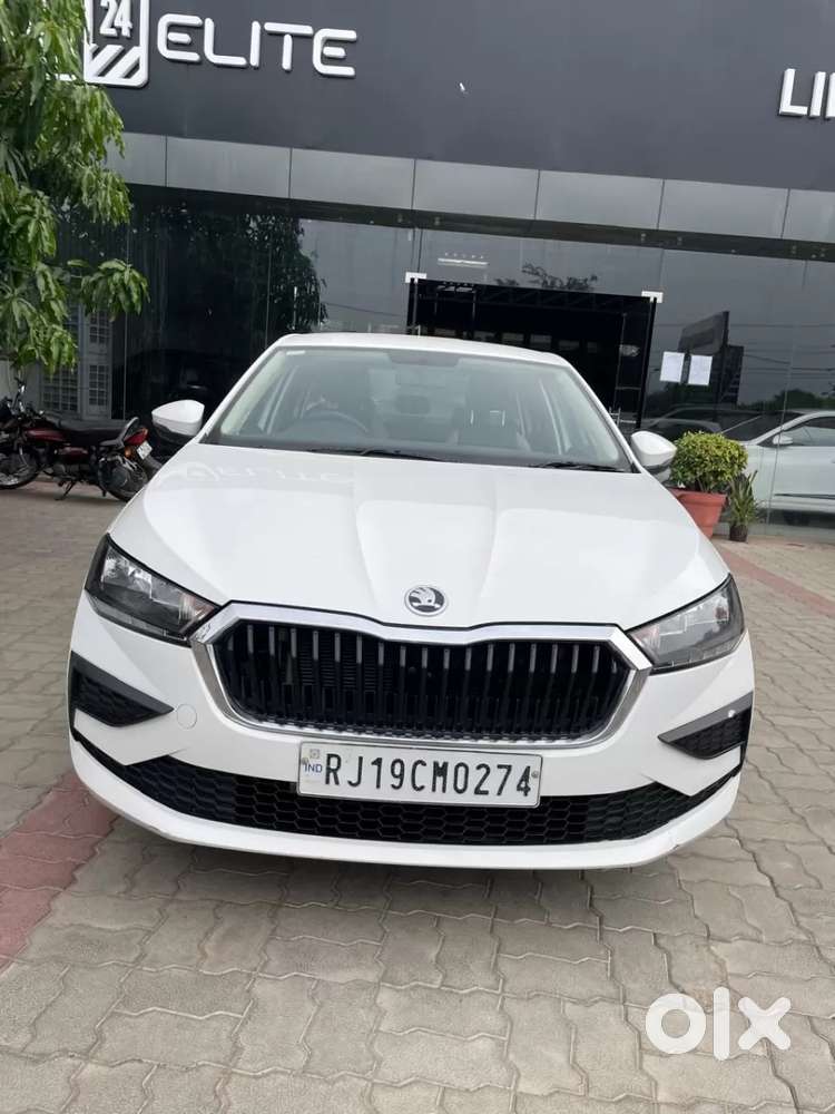 Skoda Slavia Active 1.0l Tsi Mt, 2022, Petrol