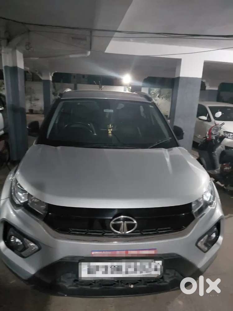 Showroom Track Tata Nexon Revotorq Petrol 2021