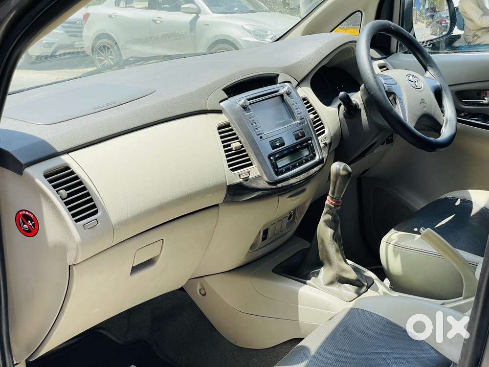 Toyota Innova 2.5 Zx 7 Str Bs-iv, 2014, Diesel