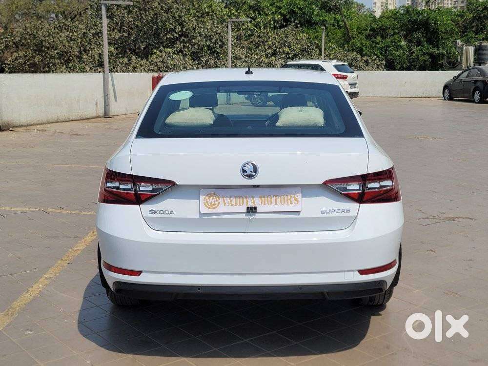 Skoda Superb 2.0 L&k Tsi At, 2019, Petrol