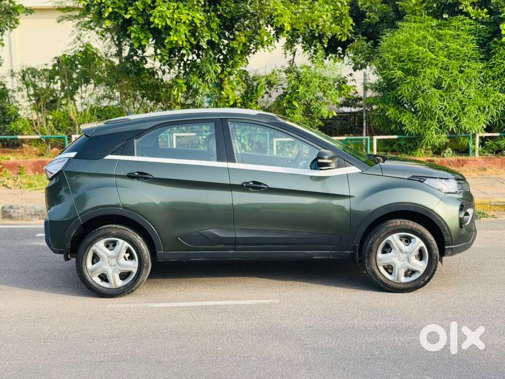 Tata Nexon 1.5 Revotorq Xm (s), 2020, Petrol
