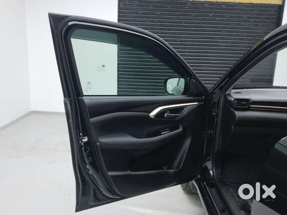 Maruti Suzuki Grand Vitara 1.5 Zeta Plus Intelligent Hybrid Ecvt, 20..
