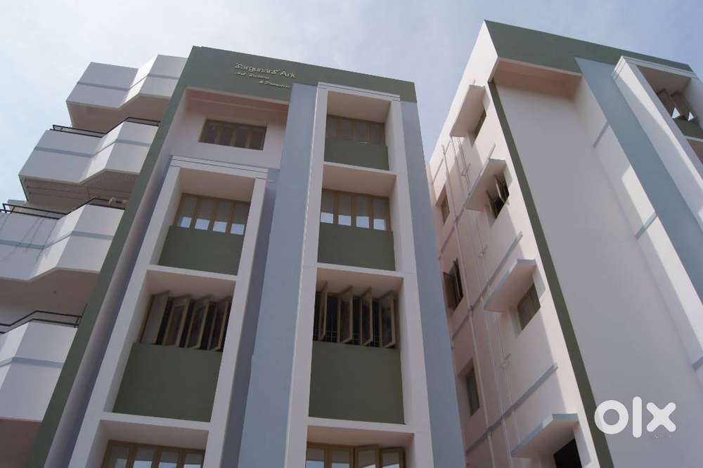 3BHK, 1600Sqft Apartment for Rent (Opposite to Sara Thakkar College)