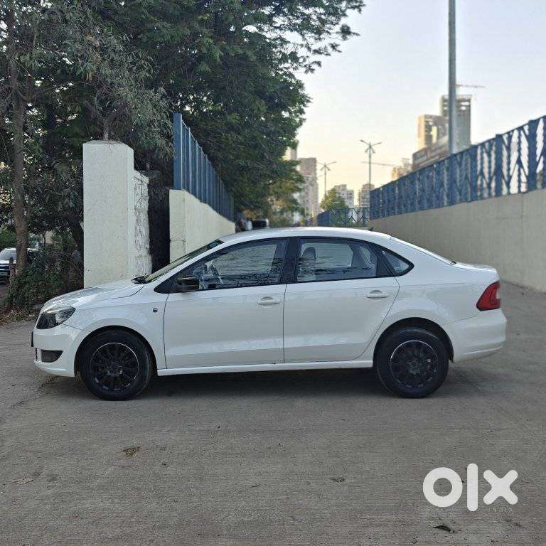 Skoda Rapid 2013-2016 1.6 Mpi At Elegance, 2014, Petrol