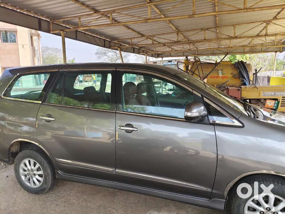 Toyota Innova Diesel Fully Maintained Car