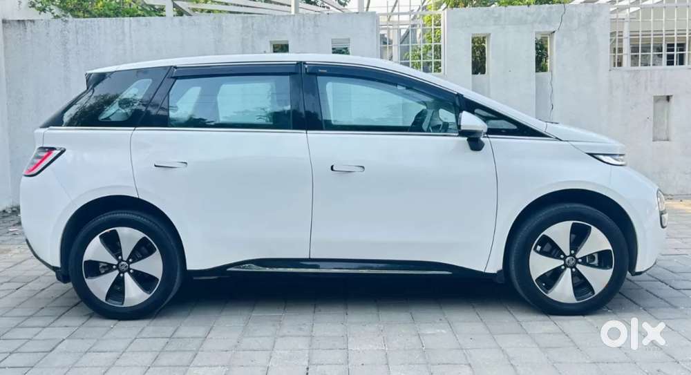 Mg Windsor Ev Essence, 2025, Electric