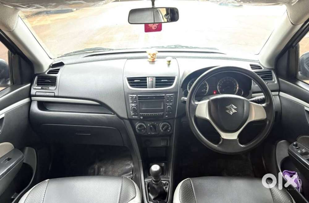 Maruti Suzuki Swift Vxi + Manual, 2017, Petrol