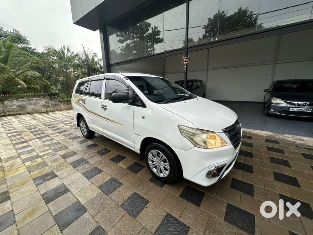 Toyota Innova 2016 Intercooler Well Maintained