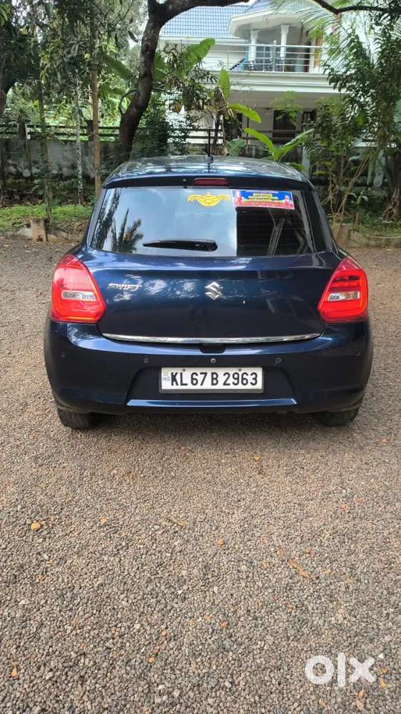 Lady Used Maruti Suzuki Swift 2019 Petrol 60000 Km Driven