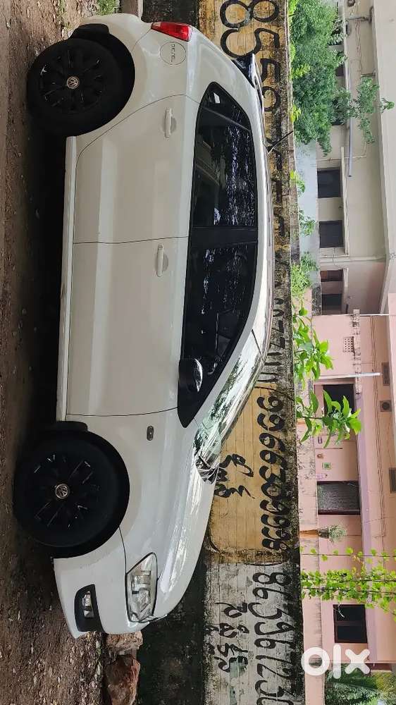 Volkswagen Polo Comfortline 2014