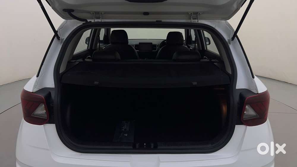 Hyundai Venue 1.2 S Plus, 2022, Petrol