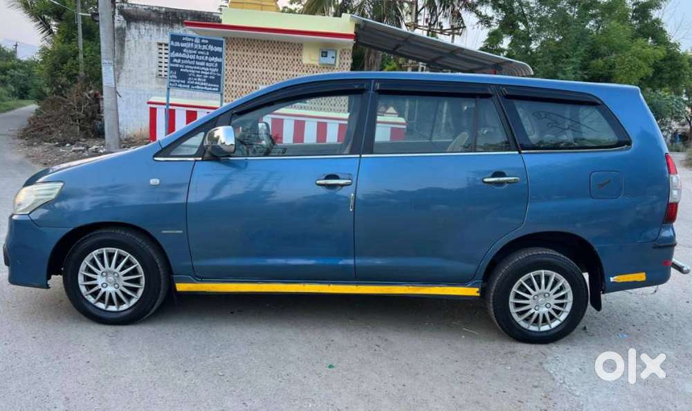 Toyota Innova 2.5 G (diesel) 8 Seater, 2012, Diesel