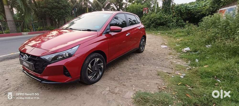 Hyundai I20 Asta (o) 1.2 Mt Dual Tone, 2022, Petrol