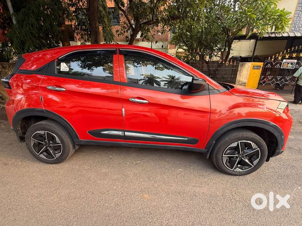 Tata Nexon Petrol 2024