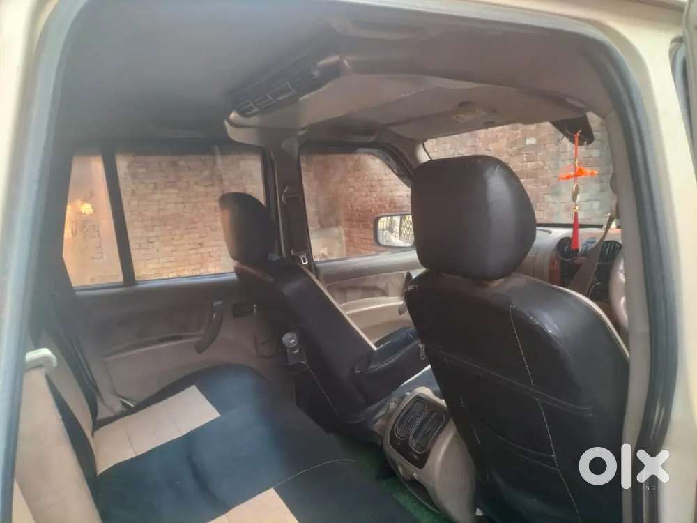 Mahindra Scorpio 2015 Diesel 259502 Km Driven