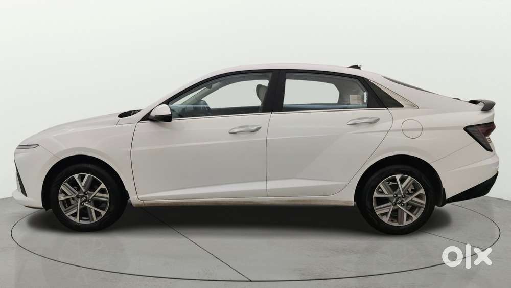 Hyundai Verna 1.5 Sx (o) Ivt, 2025, Petrol