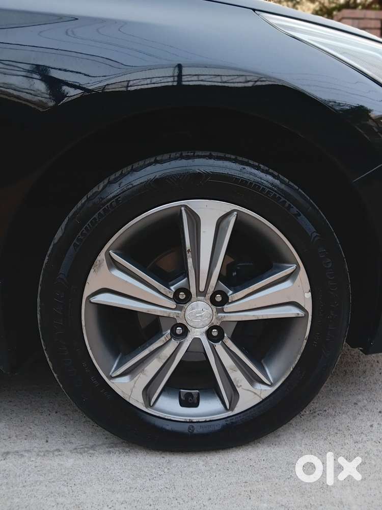 Hyundai Verna Sx(o) Petrol At, 2019, Petrol