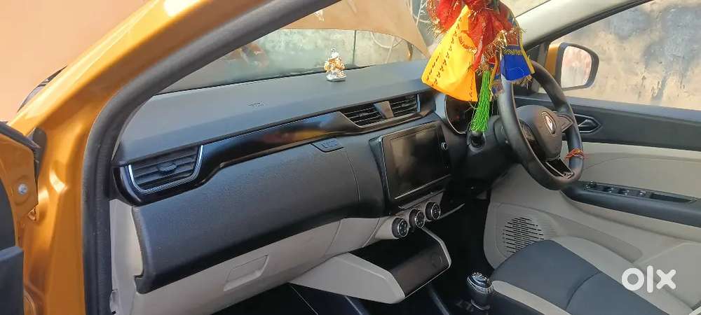 Renault Triber 2019 Petrol Well Maintained