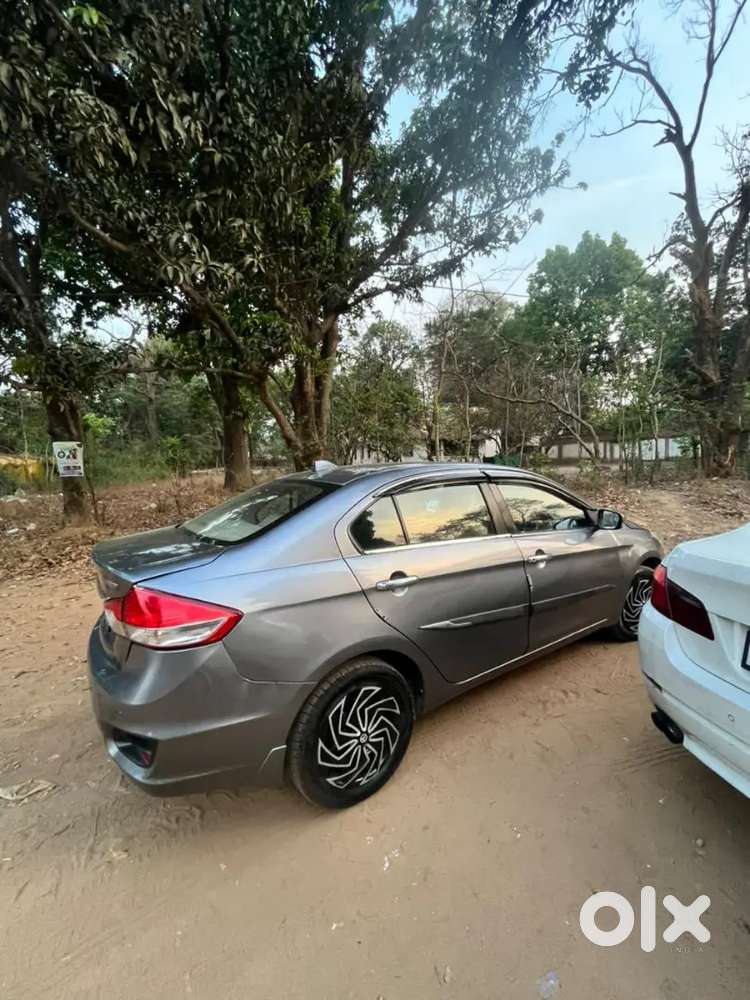 Argent Sall Car