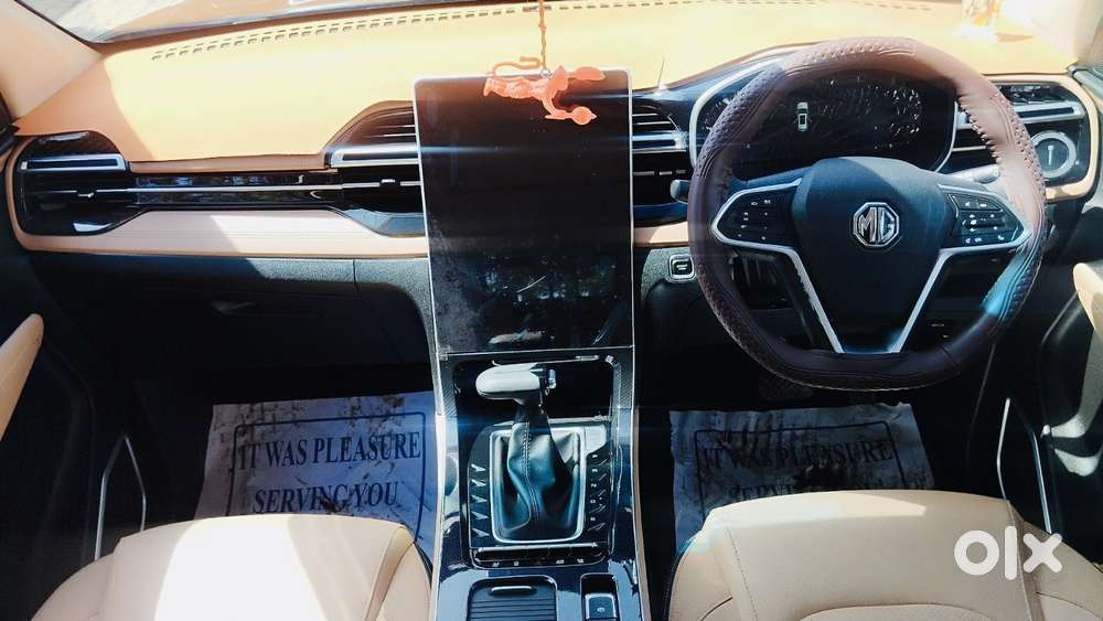 Mg Hector Plus Savvy Pro 1.5 Turbo Petrol Cvt 6 Str, 2025, Petrol