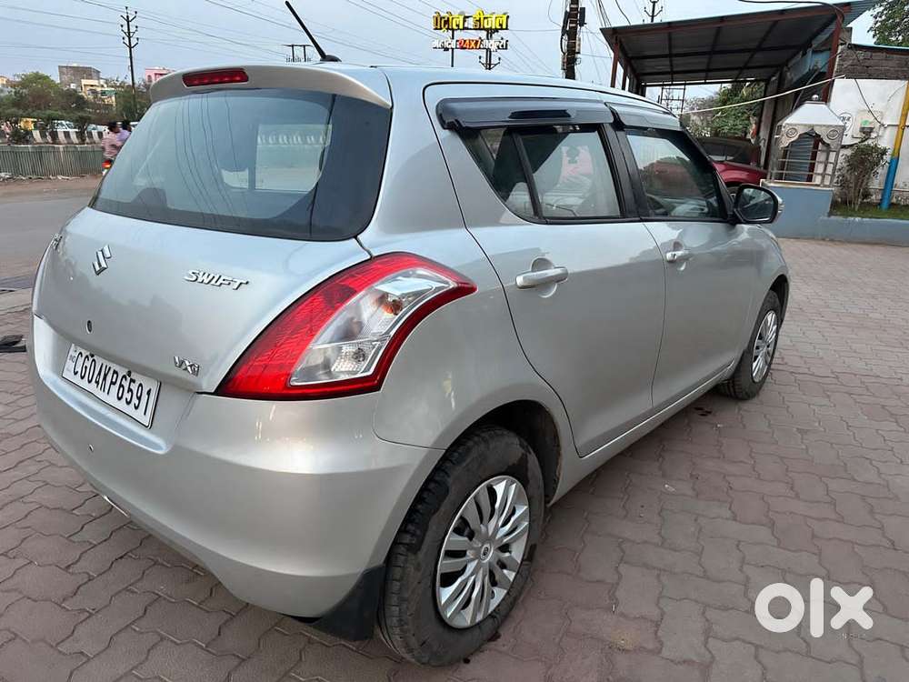 Maruti Suzuki Swift Vxi 1.2 Abs Bs-iv, 2012, Petrol