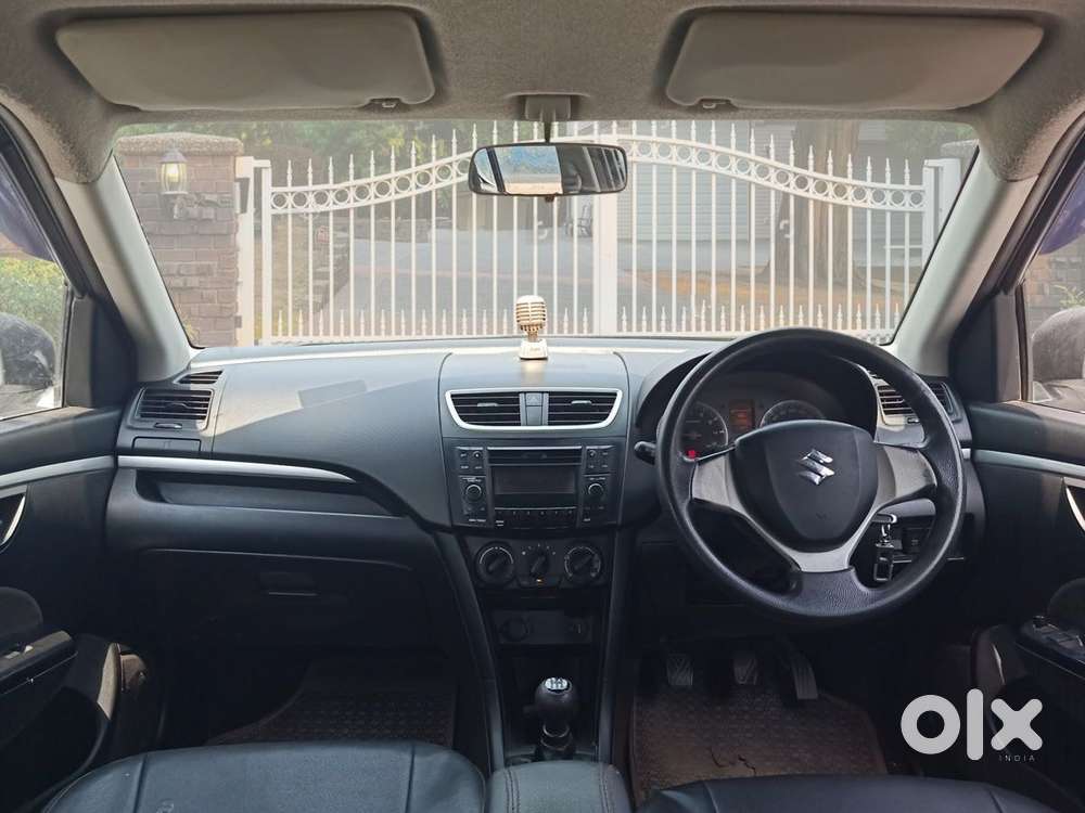 Maruti Suzuki Swift Vxi Abs Bsiv, 2014, Petrol