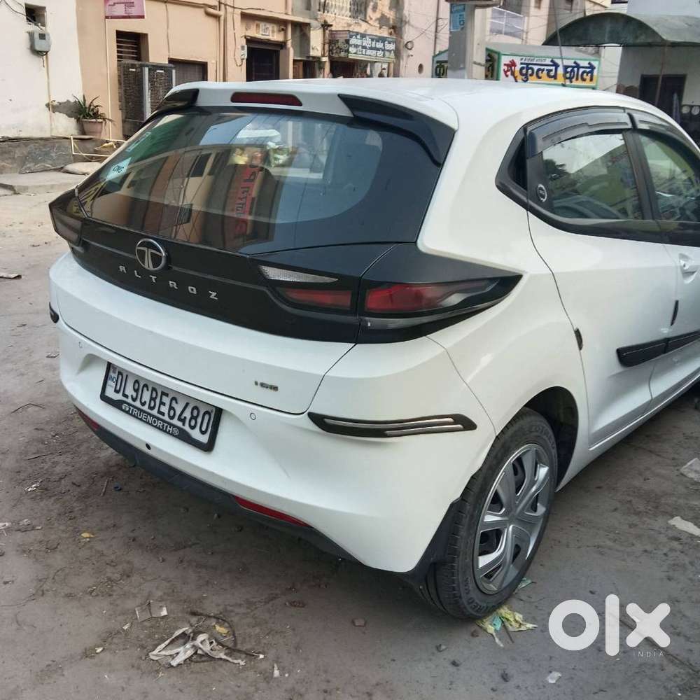 Tata Altroz Xm Plus 2024