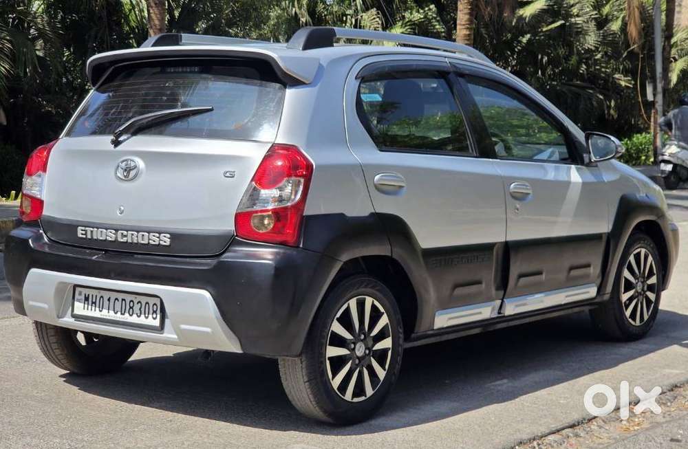 Toyota Etios Cross 1.2l G, 2016, Petrol