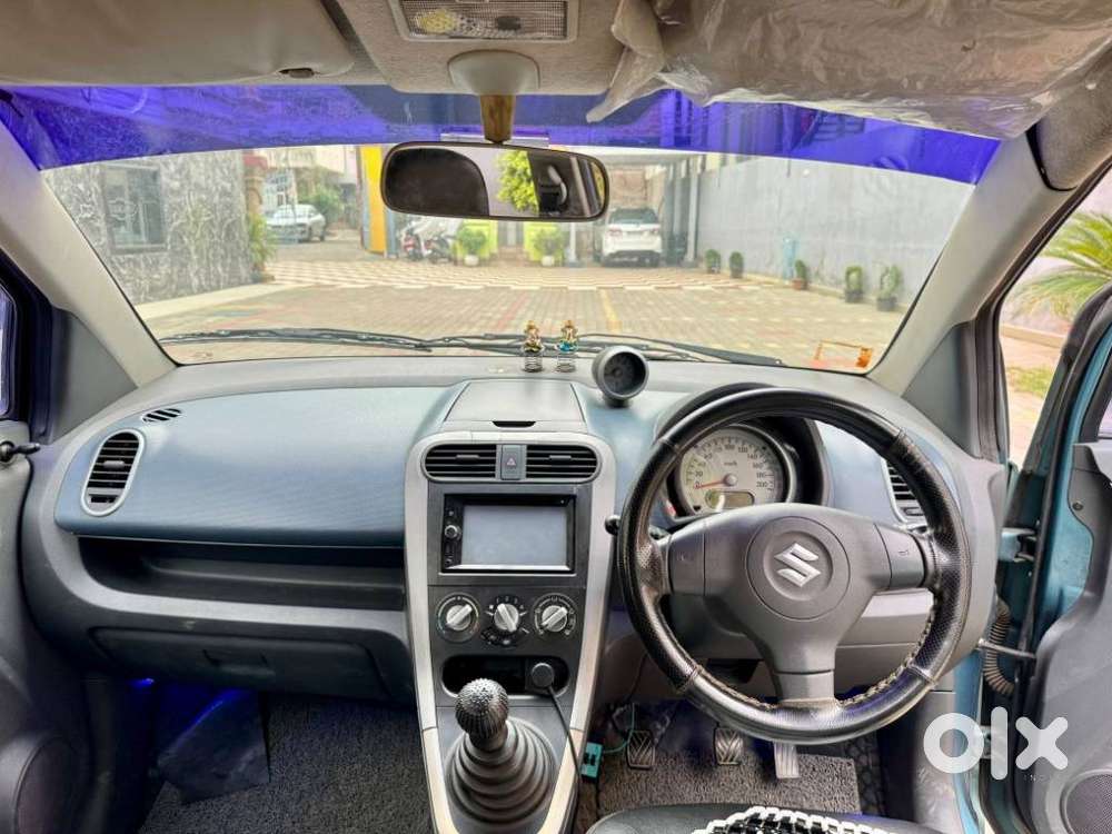 Maruti Suzuki Ritz Vxi, 2010, Petrol