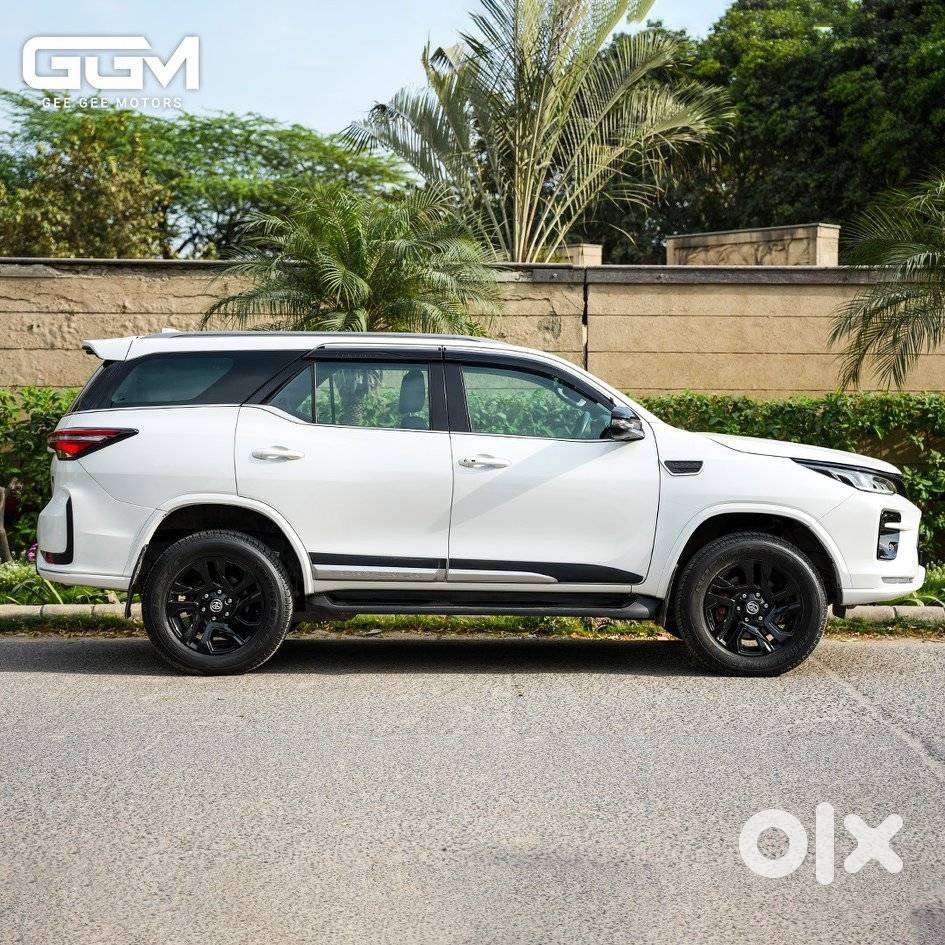 Toyota Fortuner 2.8 Gr-s, 2023, Diesel