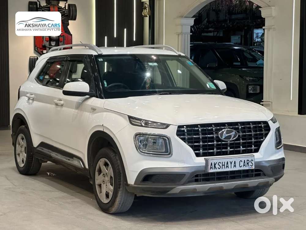 Hyundai Venue S 1.2 Petrol, 2019, Petrol