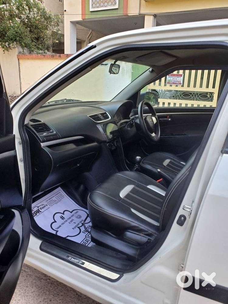 Maruti Suzuki Swift 2011-2014 Vxi, 2013, Petrol