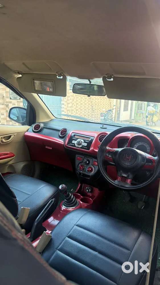Honda Brio Mt 2012