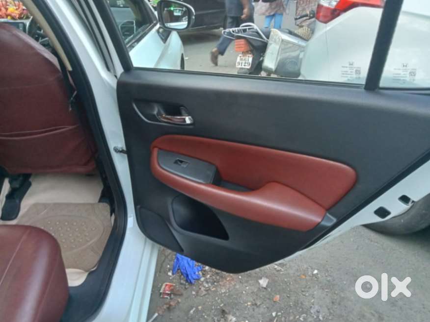 Honda City 1.5 V 5th Gen I-vtec Mt, 2021, Petrol