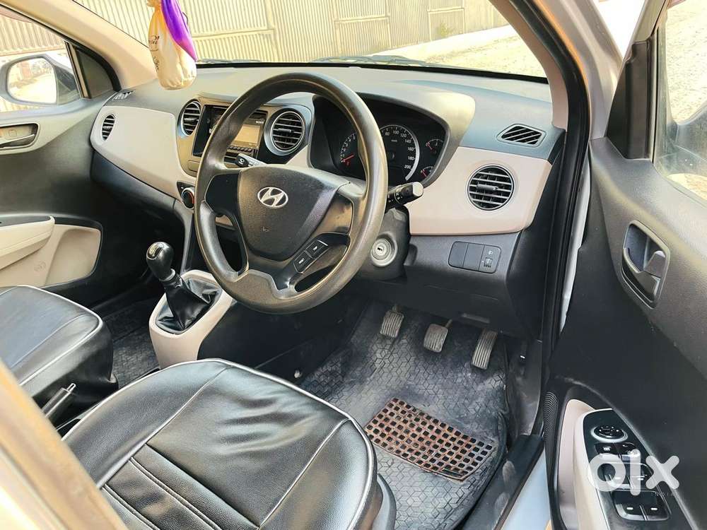 Hyundai Grand I10 Magna O At Petrol, 2015, Petrol