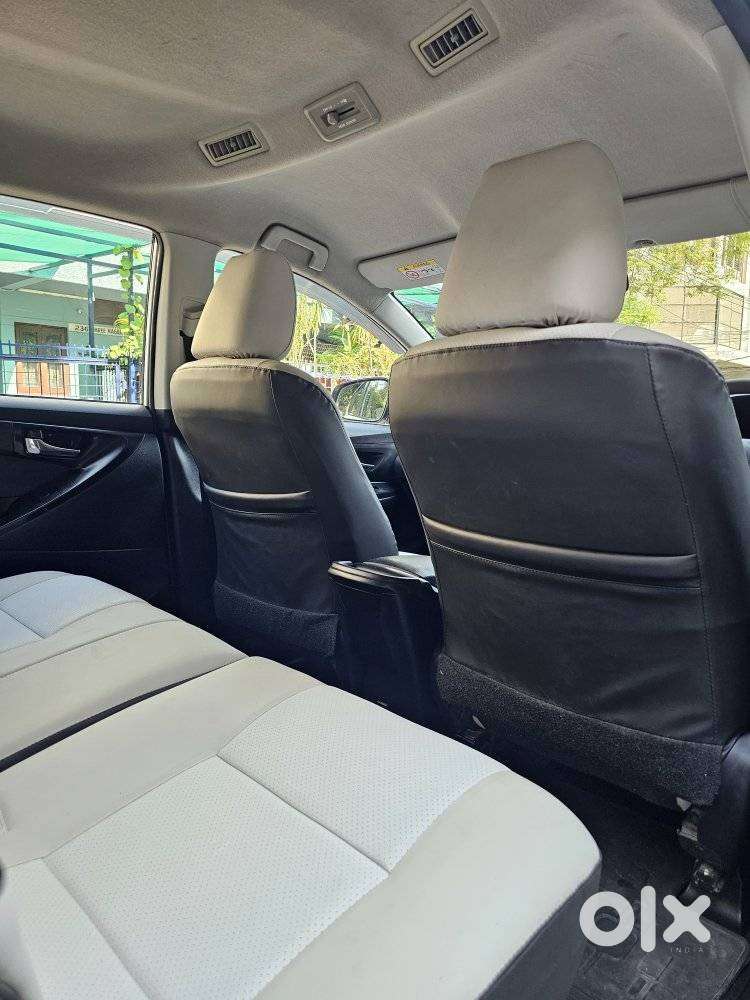 Toyota Innova Crysta 2.8 Gx At 8s, 2018, Diesel