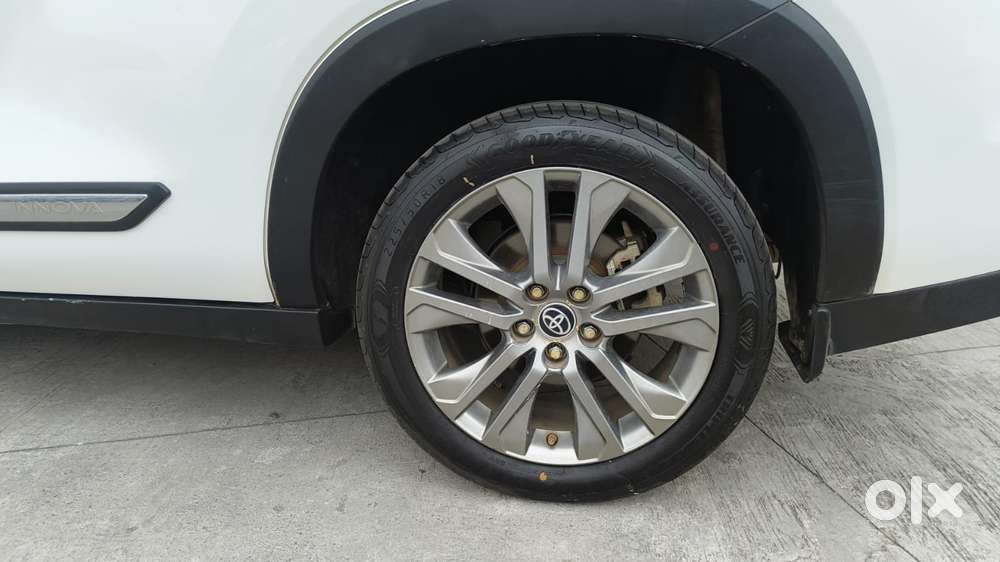 Toyota Innova Hycross 2.0 Zx Hybrid 7 Str, 2024, Diesel